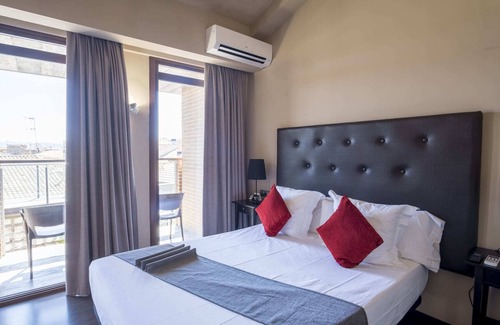 Olite Hotel | Discover Alda Castillo de Olite: Rated 8.8/10 with Spa & Dining