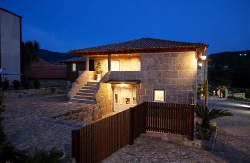 Vilarinho Villa | Discover Aldeia da Quinta do Paço: Oceanfront Serenity