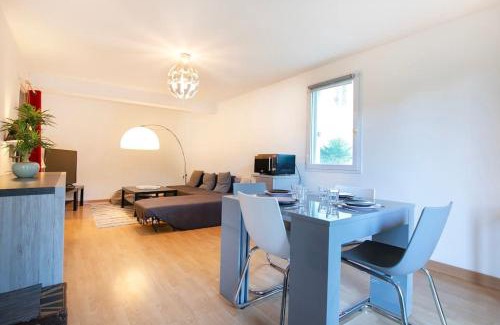 Saint-Jacques - Ripossiere Apartment | Alden Park - T3 Spacieux et Agréable