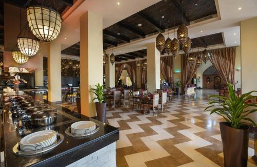 Madinat Zayed Hotel | Discover Tilal Liwa Desert Retreat: Pet-Friendly Getaway