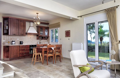 Lefkada Town Villa | Indulgent Alea Resort Villas with Ocean View & Private Pool