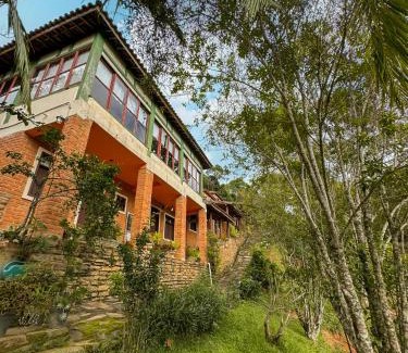 Conceicao do Ibitipoca Hotel | Discover Alecrim Pousada: Family-Friendly with Breakfast