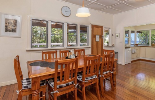 Mayers Flat Cottage | Unforgettable Aleda House on Myall Lakes with Ocean Views