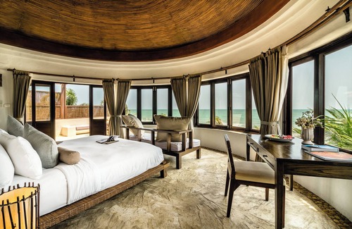 Pak Nam Pran Hotel | Indulge at Aleenta Hua Hin Resort & Spa - 5-Star Escape