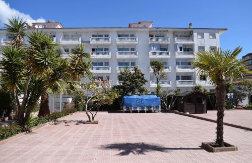 Blanes Apartment | Inviting Apartment with Pool, Steps from the Beach