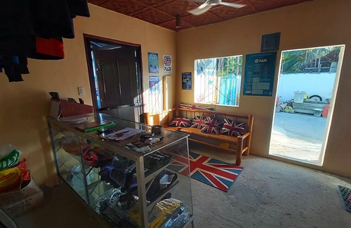 Alegria Hotel | Explore Alegria Dive Resort: Family-Friendly Getaway