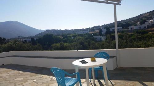 Artemonas Apartment | Explore Alekos Studios Artemonas – Family-Friendly Retreat