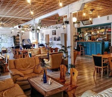 Radruz Bed & Breakfast | Pet-Friendly Stay at Aleksandrówka with Top Amenities
