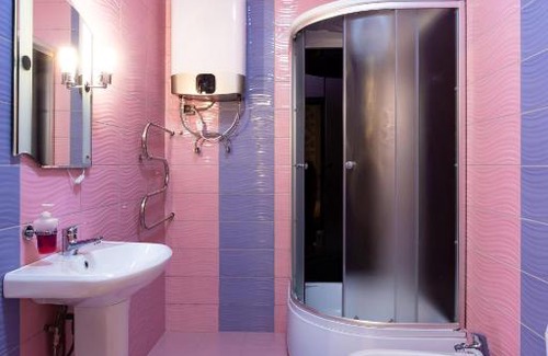 Novokuznetsk Hotel | Discover Aleksandrovsky Dvor Hotel with Ocean Views & Pools