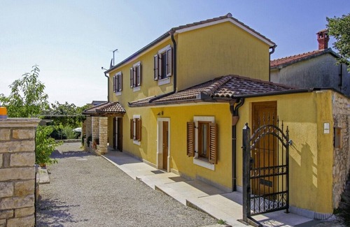 Debeljuhi House | Relaxing Retreat at Alena in Debeljuhi with Private Pool