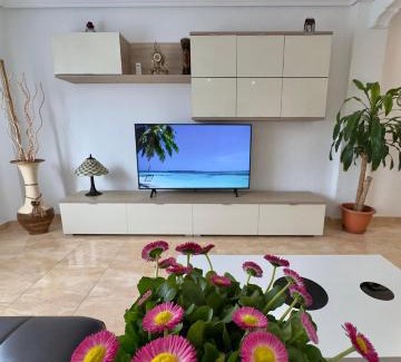 Alicante Apartment | Discover Alenia Apartments - Family-Friendly with Dining