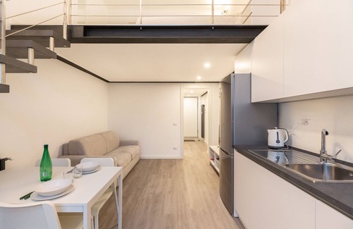 Acquabella Apartment | Discover Alessia's Flat - Politecnico: Pet-Friendly Retreat