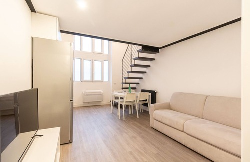 Acquabella Apartment | Discover Alessia's Flat - Politecnico: Pet-Friendly Retreat