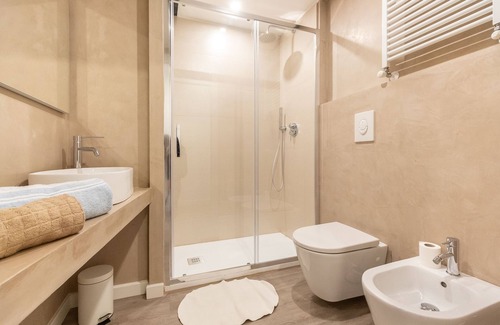 Acquabella Apartment | Discover Alessia's Flat - Politecnico: Pet-Friendly Retreat