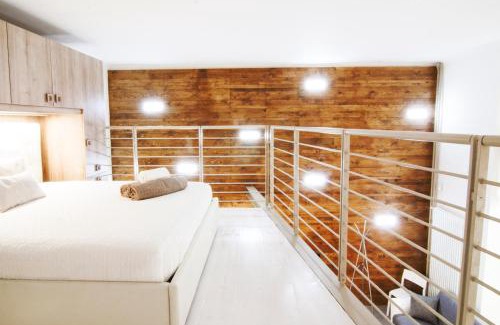 Ghisolfa Apartment | Cozy Alessia's Flat - Portello: Pet and Child Friendly Stay