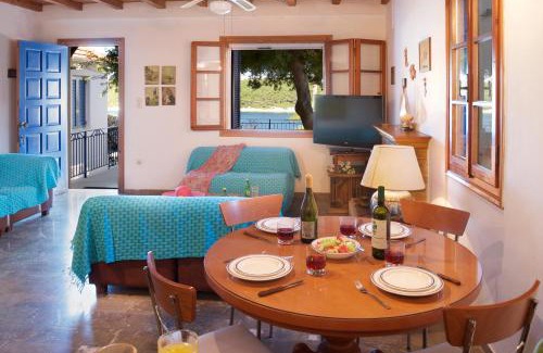Matsoukata House | Discover Alex & Ada's Dream House with Ocean Views
