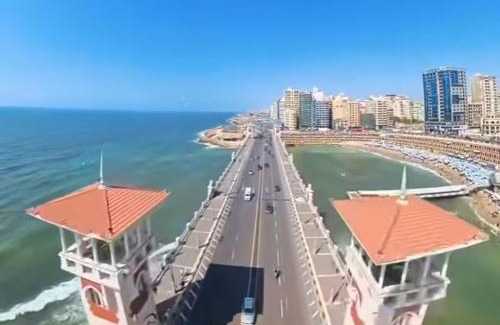 Ar-Raml 1 Apartment | ALEX BEACH - Apartment with direct sea view Stanley Bridge