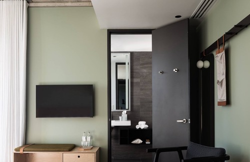 Perth Hotel | Elegant Alex Hotel: Ocean View, Spa & Guest Rated 9.4