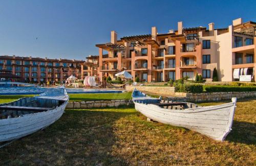Topola Apartment | Experience Alex-part Kaliakria Resort with Oceanfront Bliss