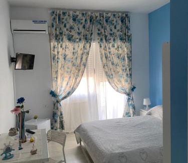 Portici Bed & Breakfast | Cozy Alex's Home: Pet-Friendly with Breakfast & Great Ratings