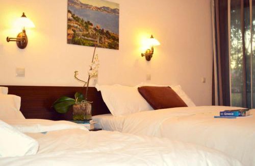 Loutra Ypatis Hotel | Discover Alexakis Hotel & Spa: Rated 9/10 with Premier Amenities