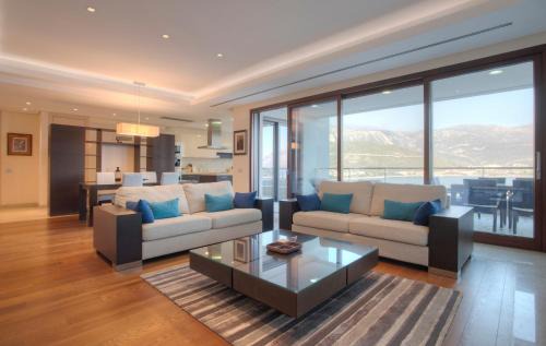 Gospostina Apartment | Indulge in Alexandar Montenegro Suites & Spa with Ocean Views