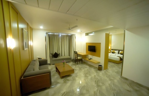 Anantapur Hotel | Elegant Alexander Hotel: Rated 9/10 with Great Amenities