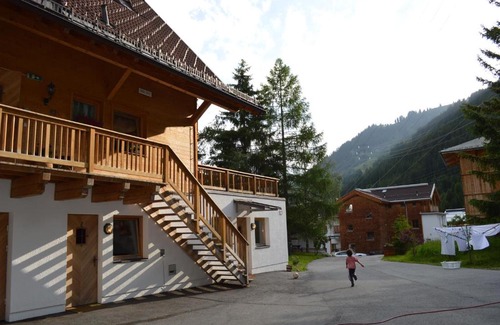 Sankt Anton am Arlberg House | Comfortable Alexandra Alber Villa Schlosskopf with Great Amenities