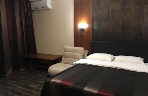 Solomjanskyj Apartment | Child-Friendly Alexandra Apartments with 9.5/10 Guest Rating
