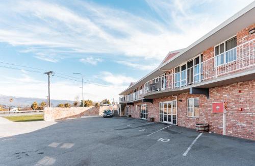 Alexandra Hotel | Welcoming Alexandra Heights Motel: Pet-Friendly & Comfortable