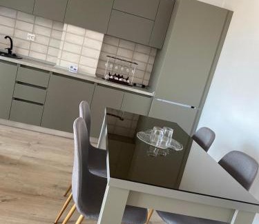 Pitesti Apartment | Family-Friendly Retreat at Alexandra - Rated 9.5/10!