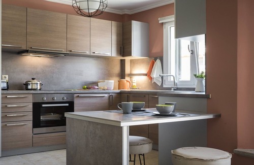 Argostoli Town Apartment | Explore Alexandras' Place: 3-Bedroom Penthouse in Argostoli