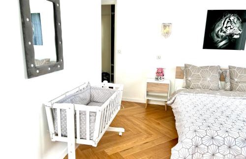 Boissy-Saint-Leger Apartment | Pet-Friendly Alexandru Home: Guest Rated 9.2/10 for Families