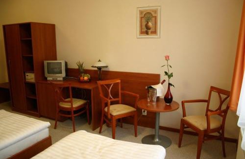 Nusle Hotel | Family-Friendly Stay at Alexis with 8/10 Guest Rating