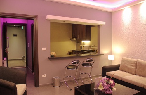 Aley Hotel | Discover Aley Suites: Top-Rated Stay with Pool & Spa