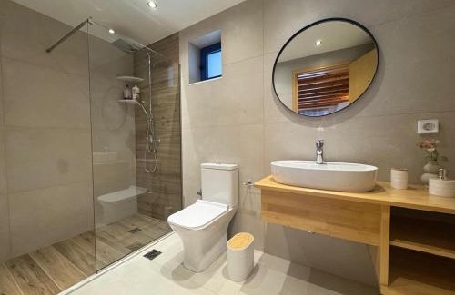 Vlicha House | Discover Aleyna House: Family-Friendly Retreat in Lindos