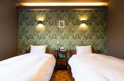 Shiraho Hotel | Discover Alezed Villa Shiraho: Family-Friendly Getaway