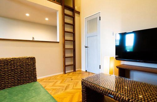 Shiraho Hotel | Discover Alezed Villa Shiraho: Family-Friendly Getaway