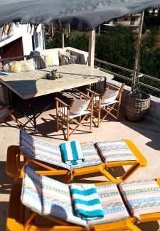 Vrahati House | Oceanfront Retreat at Alfa Loft: Guest Rated 9.8/10