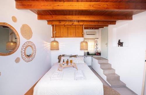 Vrahati House | Oceanfront Retreat at Alfa Loft: Guest Rated 9.8/10