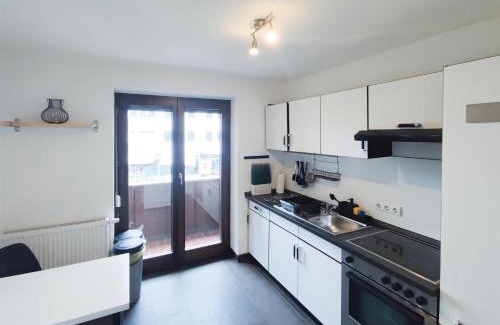 Neue Vorstadt Apartment | Discover ALFA Stuttgart City: Perfect Location with Netflix