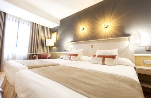 Soria Hotel | Discover Alfonso VIII: A 4-Star Retreat with Spa & Dining