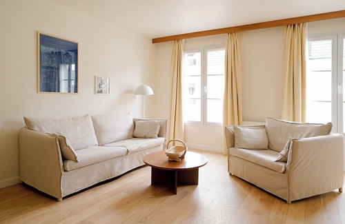Centre Ville Hotel | Discover Alfred Hotel Compiègne with Spa and Dining Options