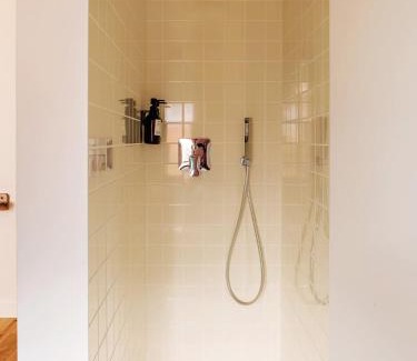 Beausoleil Hotel | Discover Comfort at Hotel Restaurant Forum - Pet Friendly Stay
