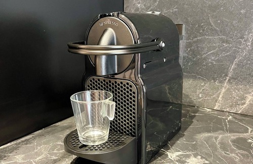 Dijon Centre Ville Apartment | Alfred Suites: Family-Friendly Stay with Breakfast Included