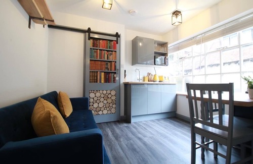 Alfriston Apartment | Cozy Alfriston Lodge Studio for a Relaxing Getaway