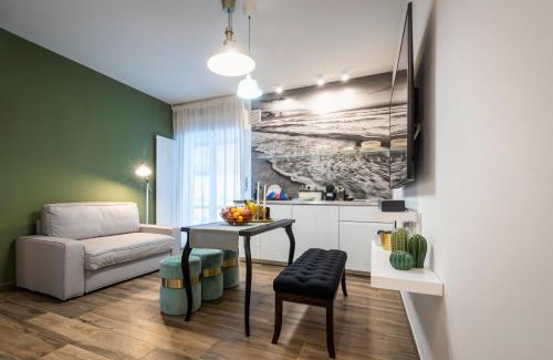 Martinsicuro Apartment | Elegant Alga 5-Star Boutique Apartment Near the Sea