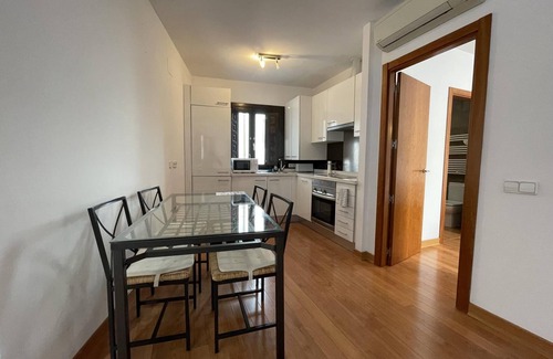 Toledo City Center Apartment | Relax at Algaba Toledo Center with Pool & Family-Friendly Amenities