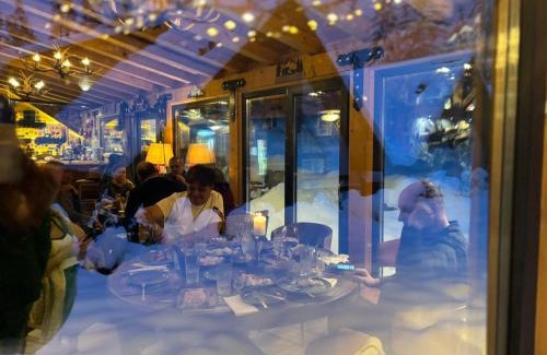 Panichishte Hotel | Discover Algara Hut: Family-Friendly with Top Reviews
