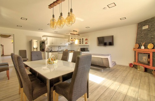 Olhao Villa | Discover a Pet-Friendly Villa with Private Pool in Algarve